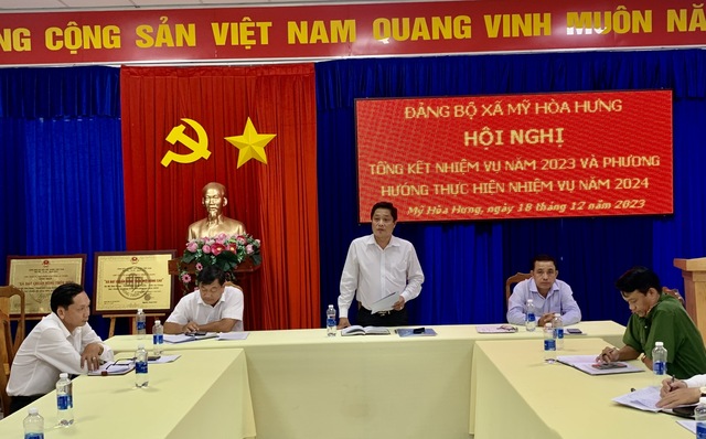 Hình 1