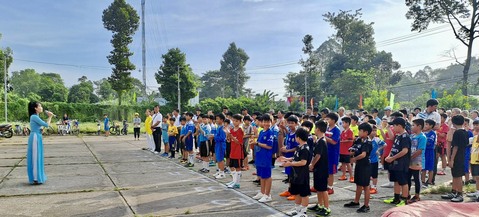 Hình 2