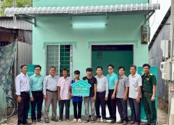 nha dai doan ket